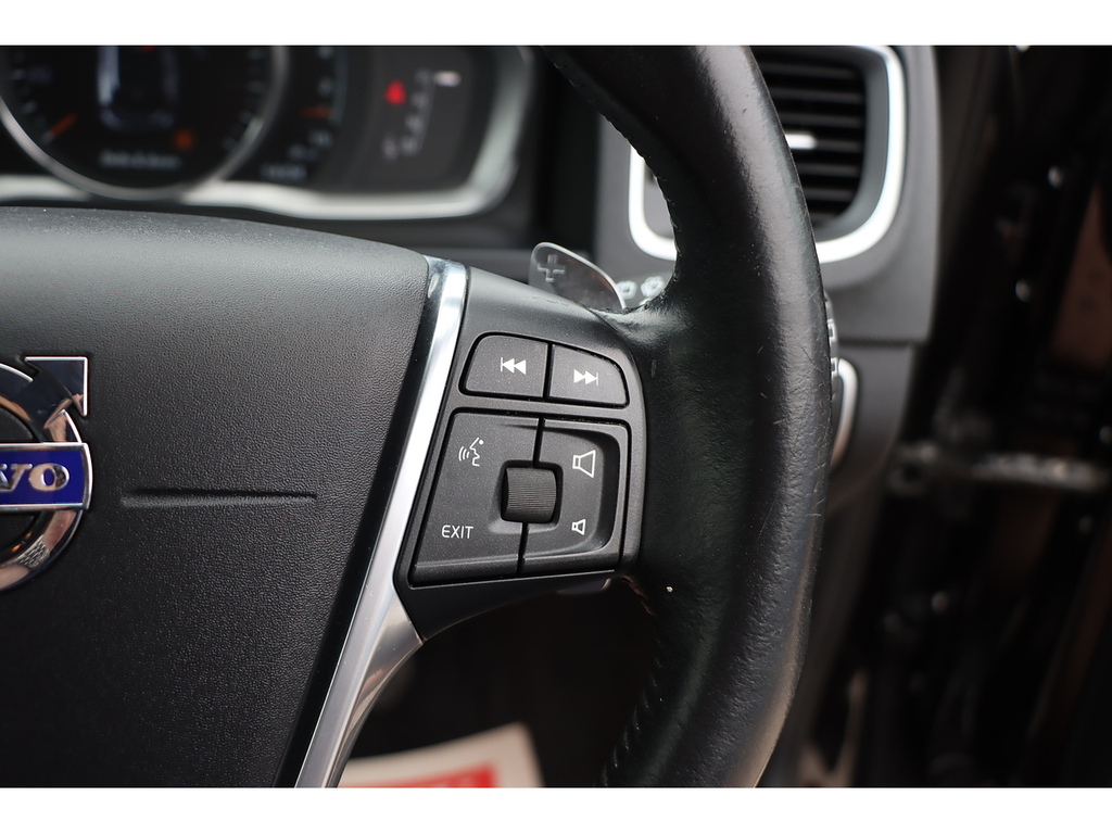 Volvo V60 D5 Twin Engine Blue #30