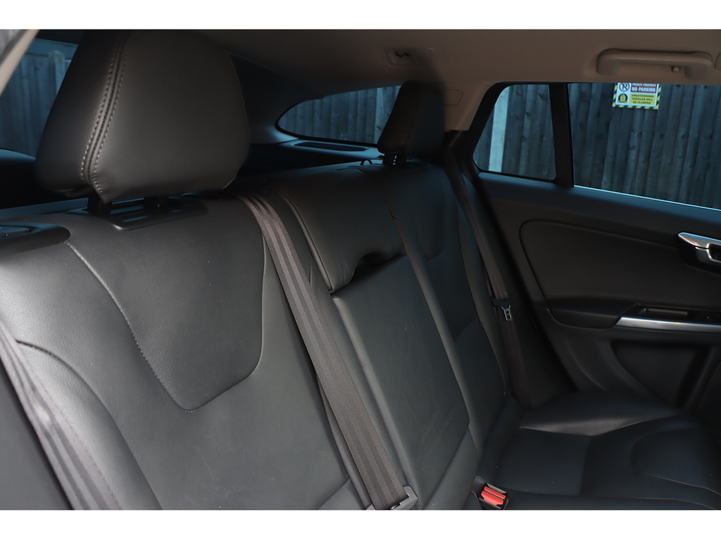 Volvo V60 D5 Twin Engine Blue #17