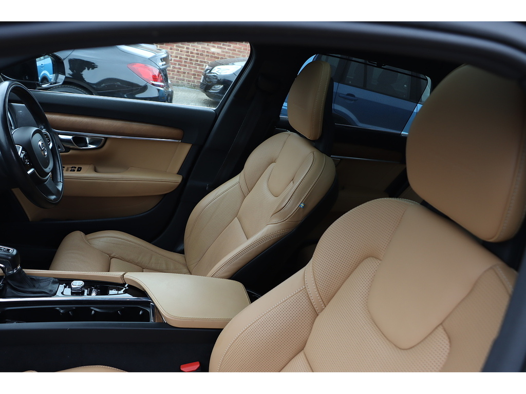 Volvo V90 2.0 D5 Powerpulse R-design Red #32
