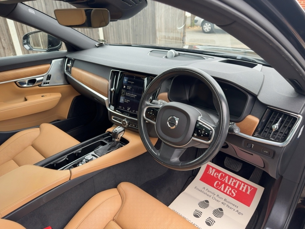 Volvo V90 2.0 D5 Powerpulse R-design Red #54
