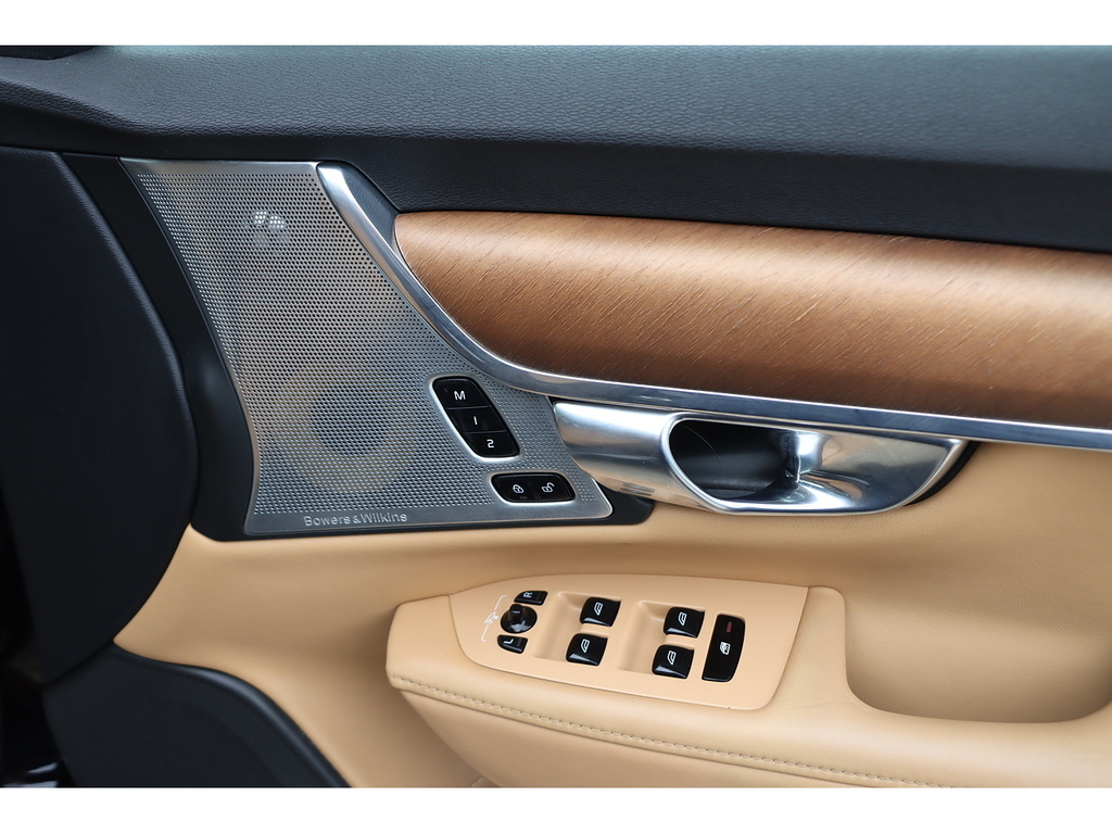 Volvo V90 2.0 D5 Powerpulse R-design Red #22