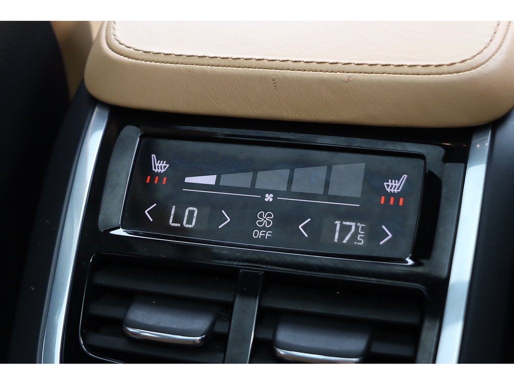Volvo V90 2.0 D5 Powerpulse R-design Red #47