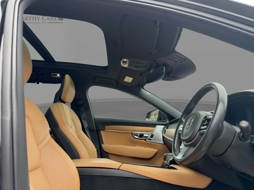 Volvo V90 2.0 D5 Powerpulse R-design Red #53