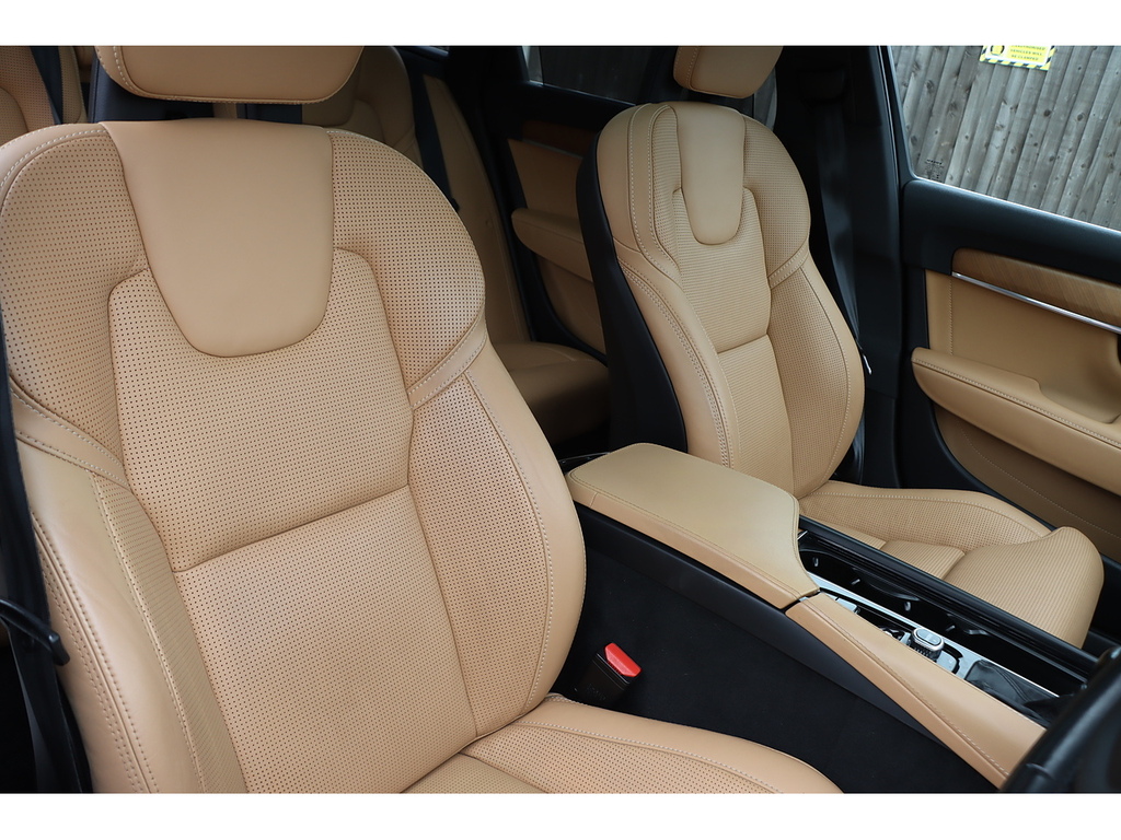 Volvo V90 2.0 D5 Powerpulse R-design Red #19