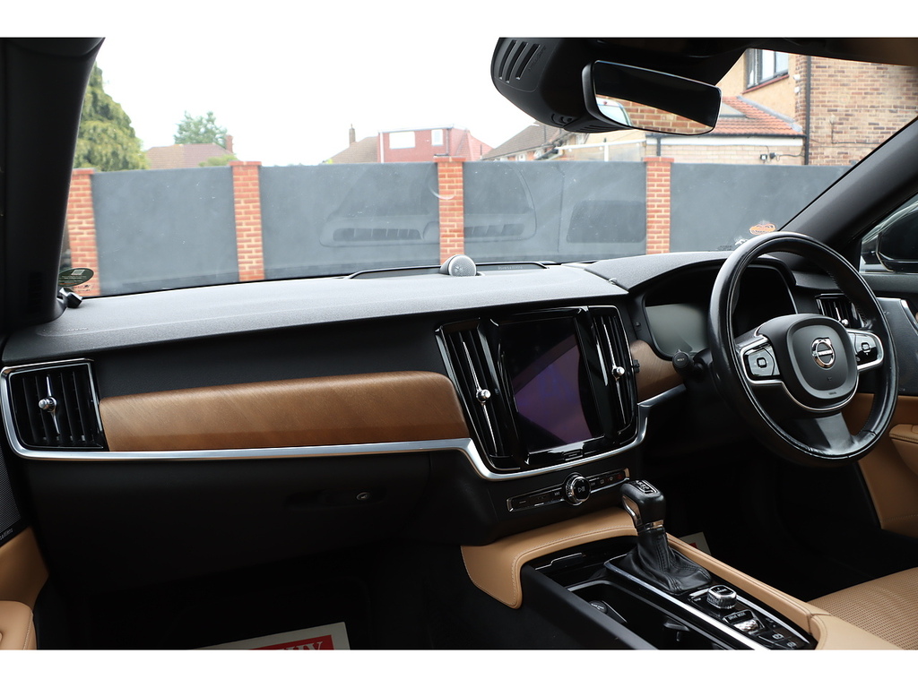 Volvo V90 2.0 D5 Powerpulse R-design Red #34
