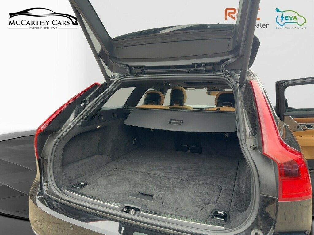 Volvo V90 2.0 D5 Powerpulse R-design Red #14