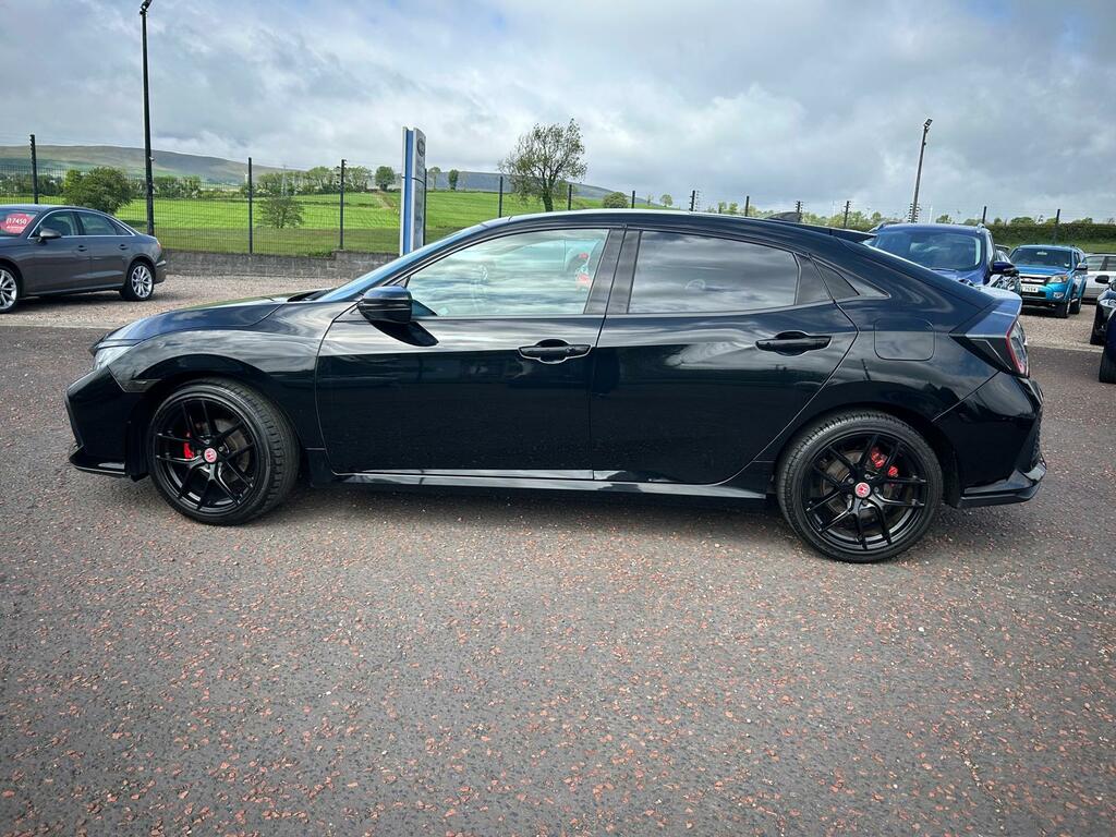 Honda Civic 1.0 Vtec Turbo Ex HY17UNR Black #4