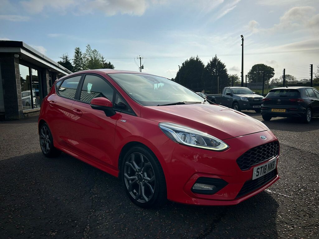 Ford Fiesta 1.5 Tdci 120 St-line Red