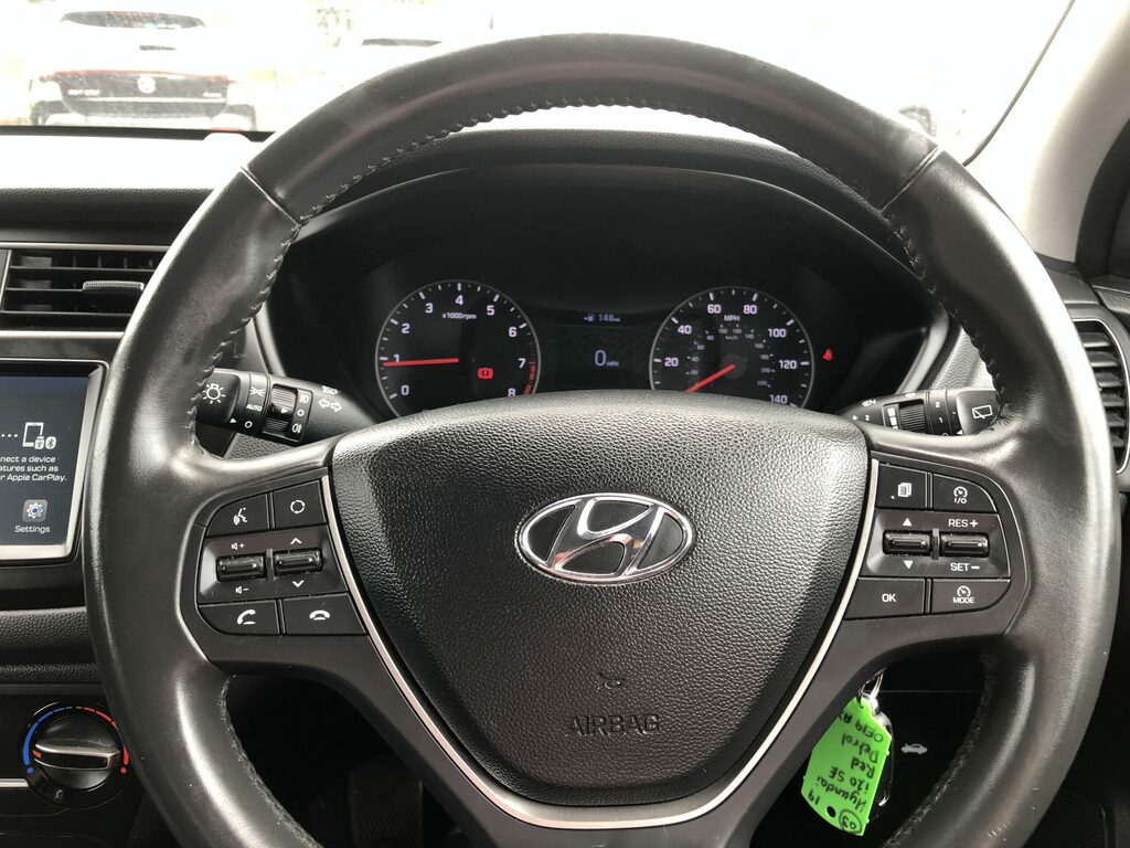 Hyundai I20 1L Premium Nav White #10