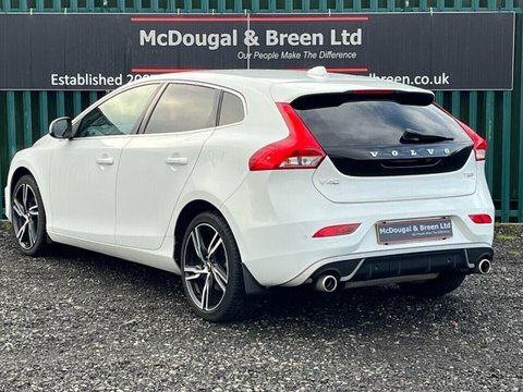Volvo V40 2.0 T2 R-design NC19HYK White #3