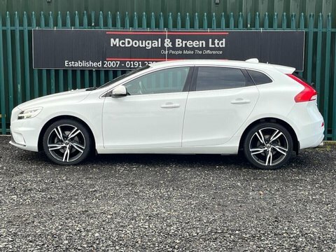 Volvo V40 2.0 T2 R-design NC19HYK White #2