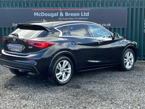 Infiniti Q30 Business Executive D NL66CNA Black #5
