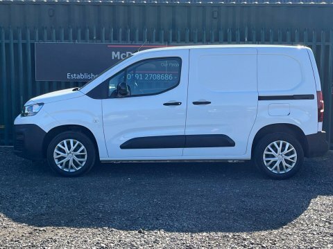 Citroen Berlingo 1.5 Bluehdi 1000 SY71XCW White #2