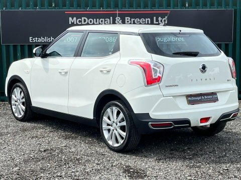 SsangYong Tivoli Elx SJ19RFF White #3