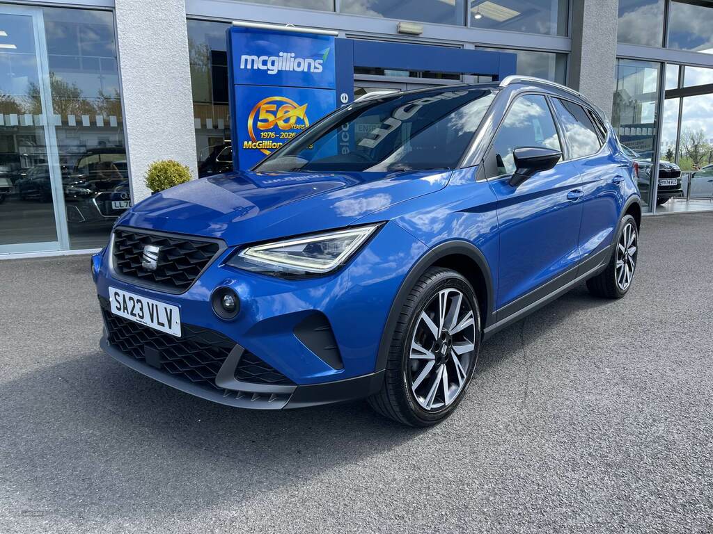Seat Arona 1.0 Tsi 110 Fr Edition SA23VLV Blue #2
