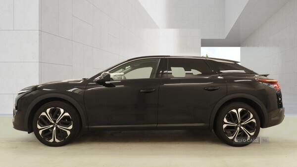 Citroen C5 X 1.2 Puretech 130 Shine Plus Eat8 Black #6