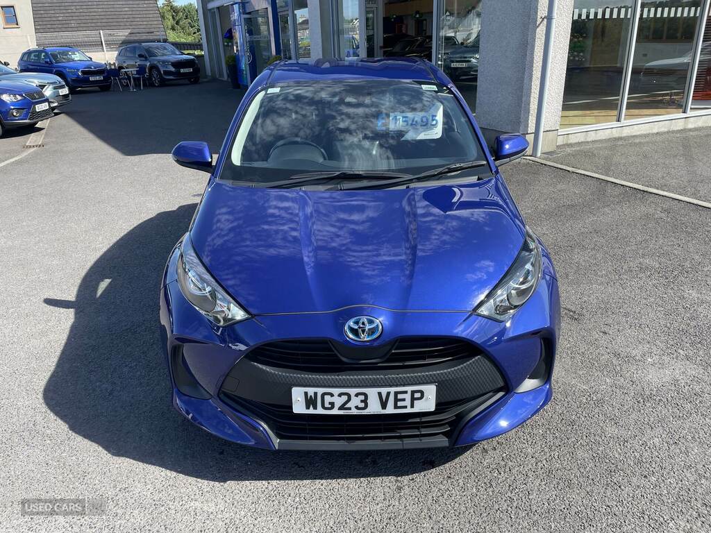 Toyota Yaris 1.5 Hybrid Icon Cvt Blue #4