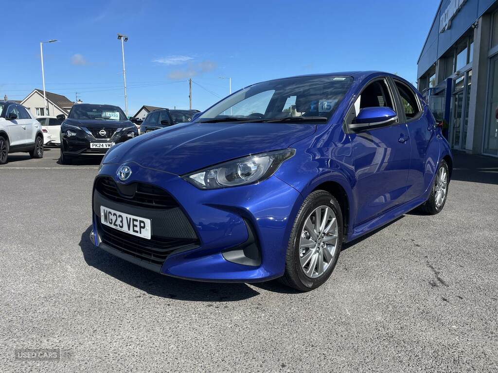 Toyota Yaris 1.5 Hybrid Icon Cvt Blue #5
