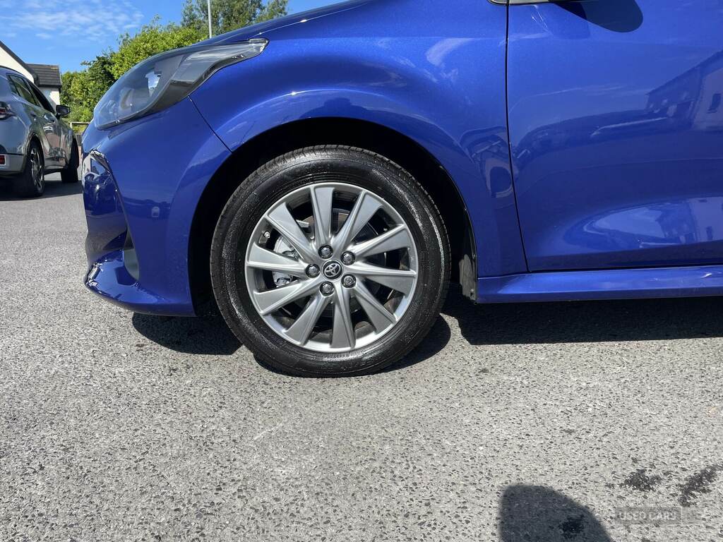 Toyota Yaris 1.5 Hybrid Icon Cvt Blue #6