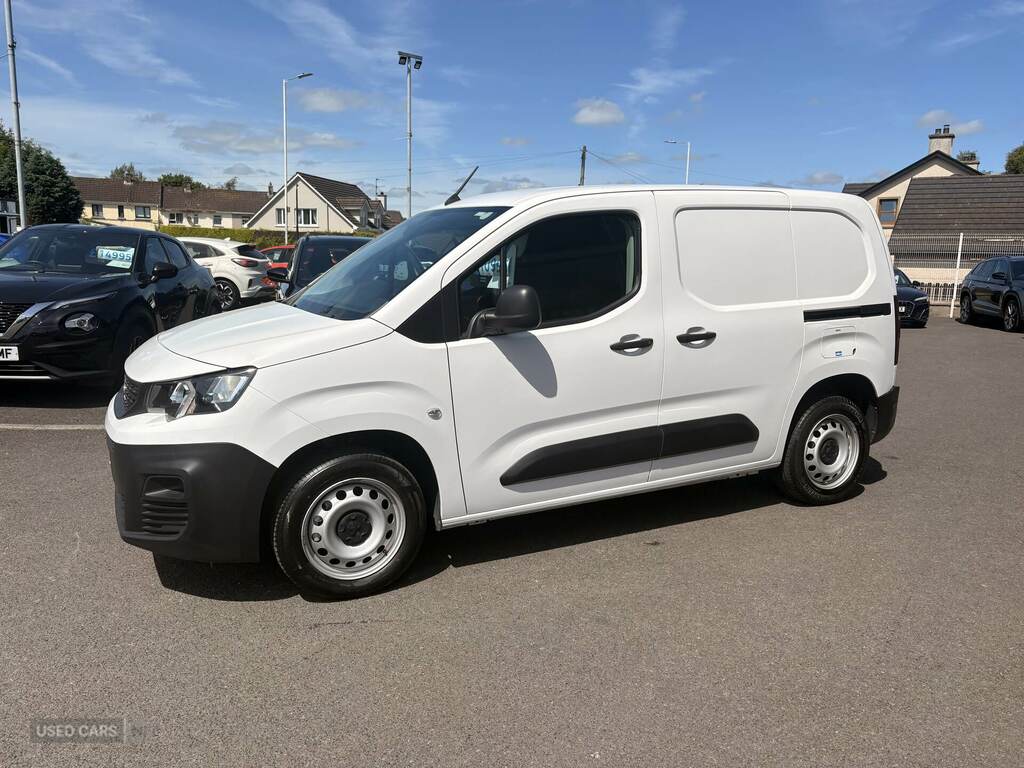 Peugeot Partner 1000 1.5 Bluehdi 100 Professional Premium Van White #5