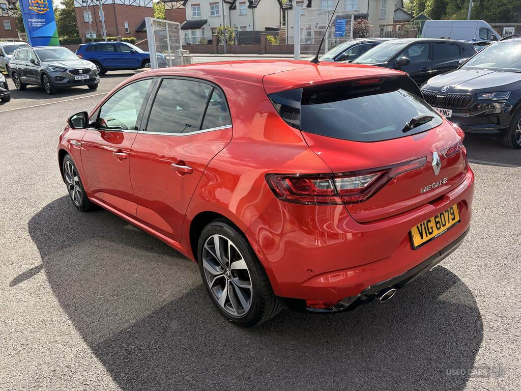 Renault Megane 1.5 Dci Dynamique S Nav Red #3