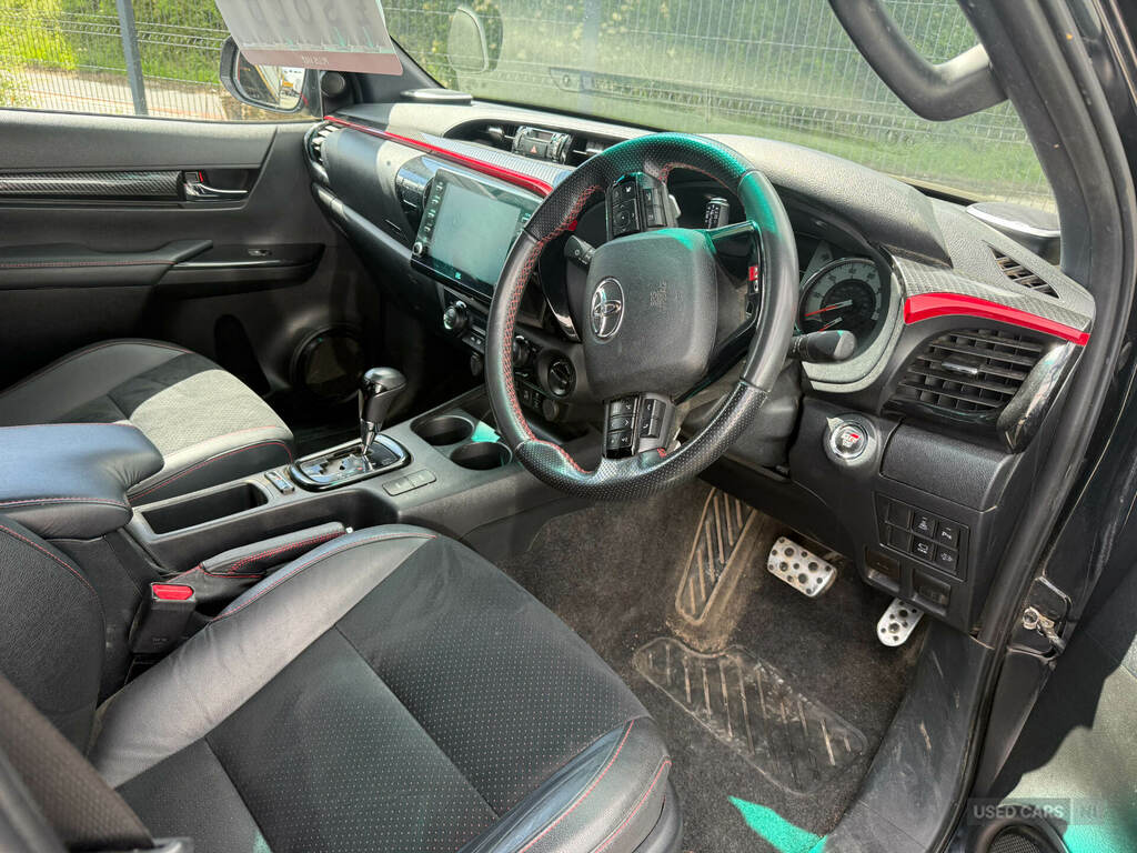 Toyota HILUX Gr Sport D Cab Pick Up 2.8 D-4d Black #4