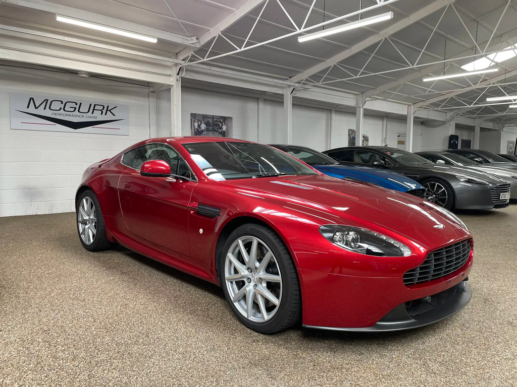 Aston Martin Vantage 4.7  #2
