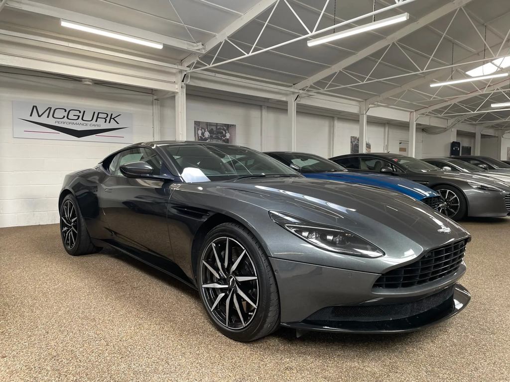 Aston Martin DB11 V8  #2