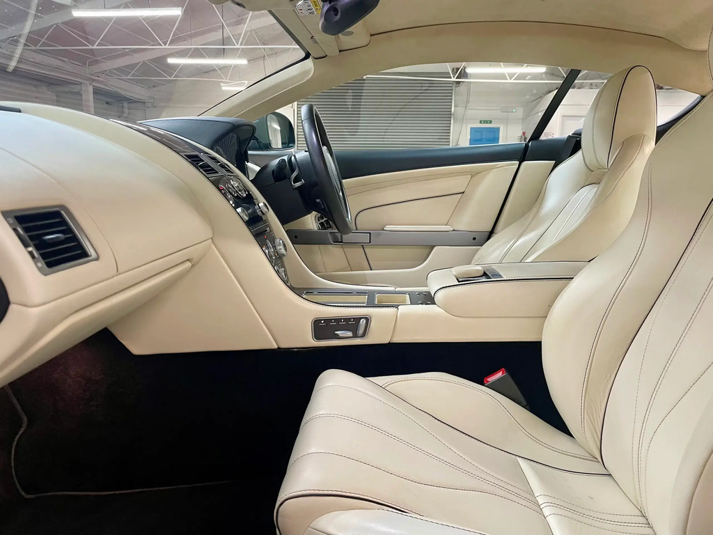 Aston Martin DB9 V12 T-tronicii Euro 5 Silver #14