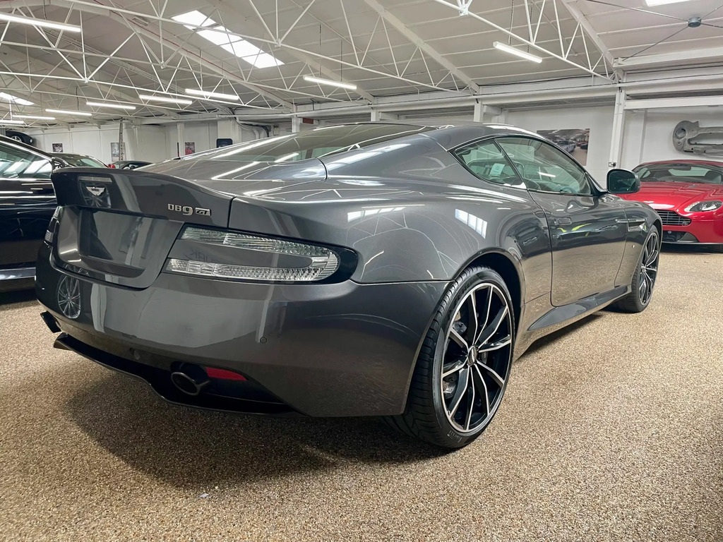 Aston Martin DB9 Gt Coupe  #3
