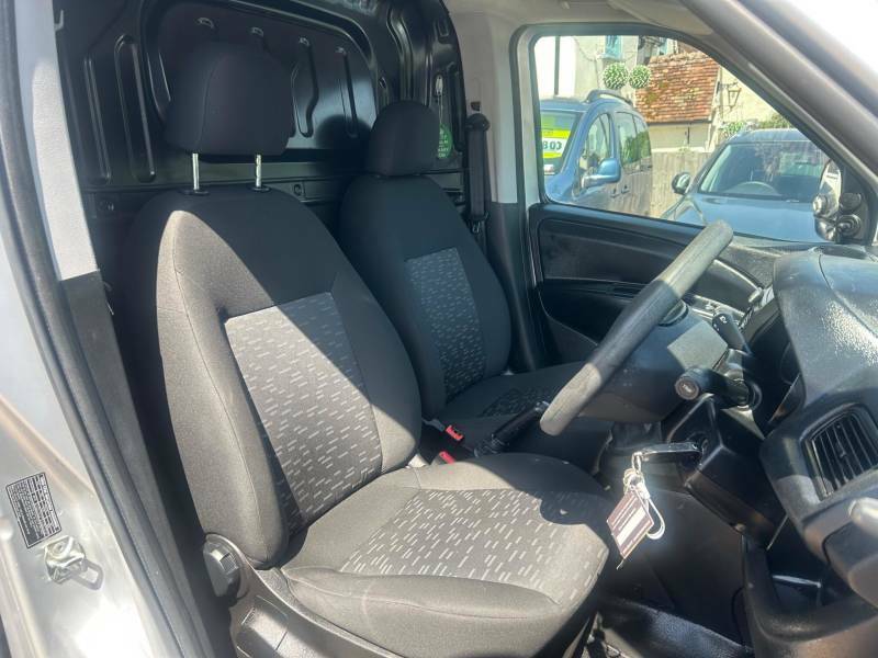 Vauxhall Combo Combo 1700 Cdti White #13