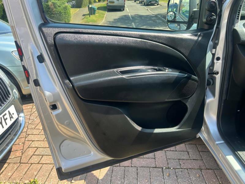 Vauxhall Combo Combo 1700 Cdti White #14