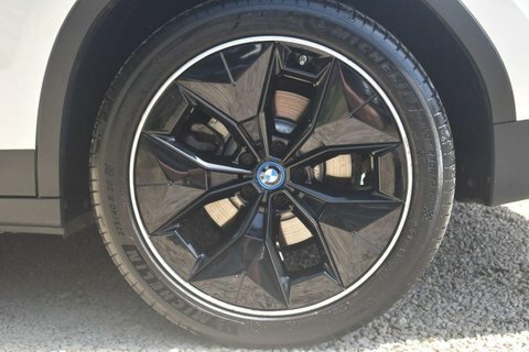 BMW iX3 80Kwh Premier Edition White #5