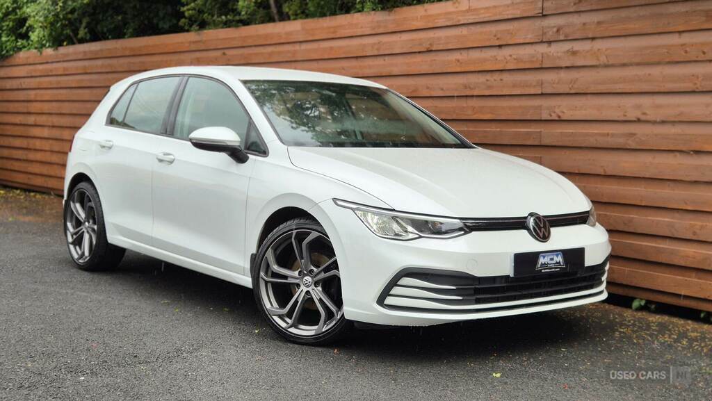 Volkswagen Golf 2.0 Tdi Life WGZ4195 White