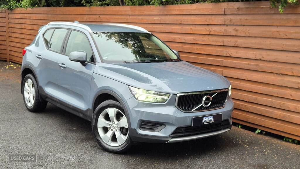 Volvo XC40 2.0 D3 Momentum Grey #6