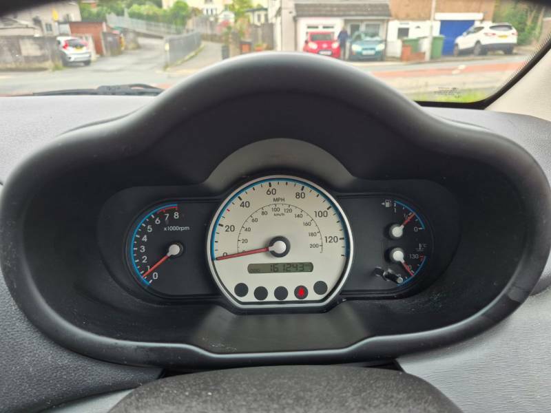 Hyundai I10 Style Red #13