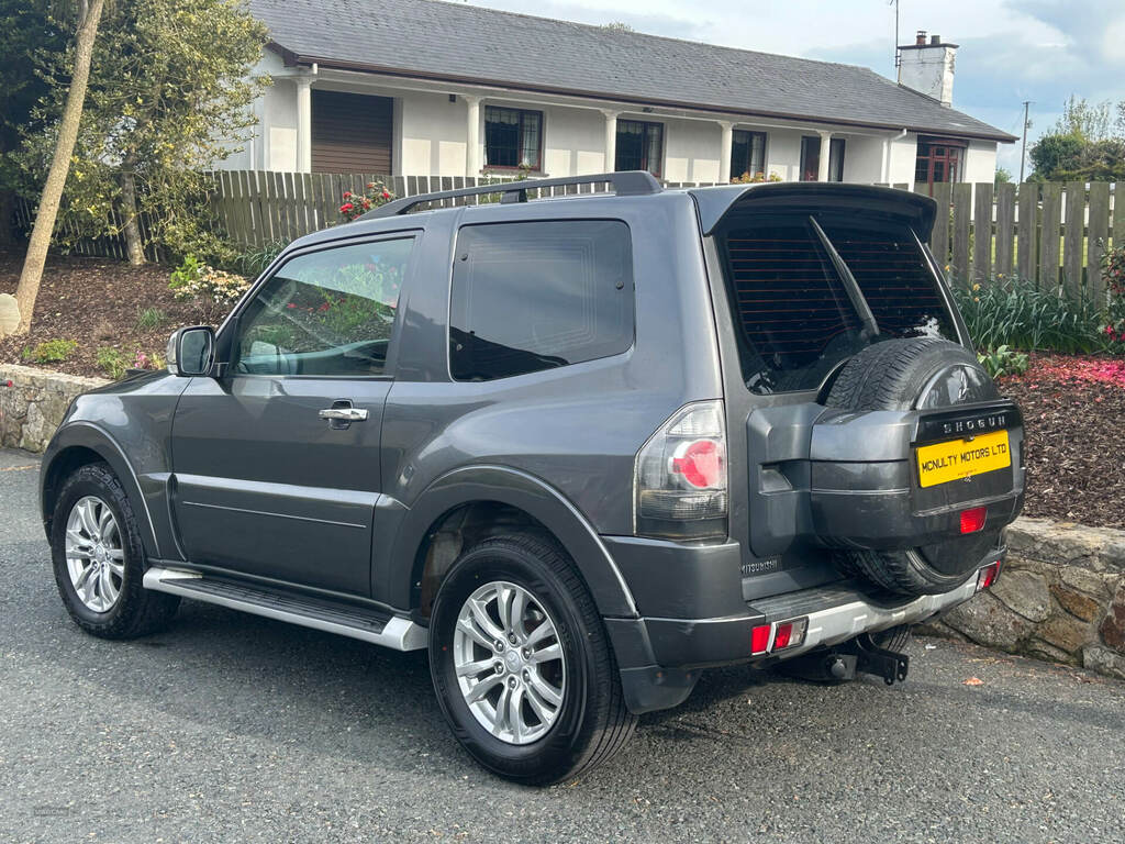 Mitsubishi Shogun 3.2 Di-dc 197 Warrior Van CV64FFH Grey #6
