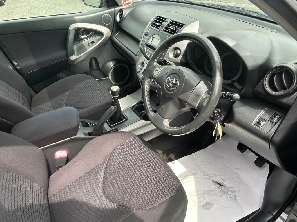 Toyota Rav 4 2.2 D-4d Xt-r RK08UPD Grey #6