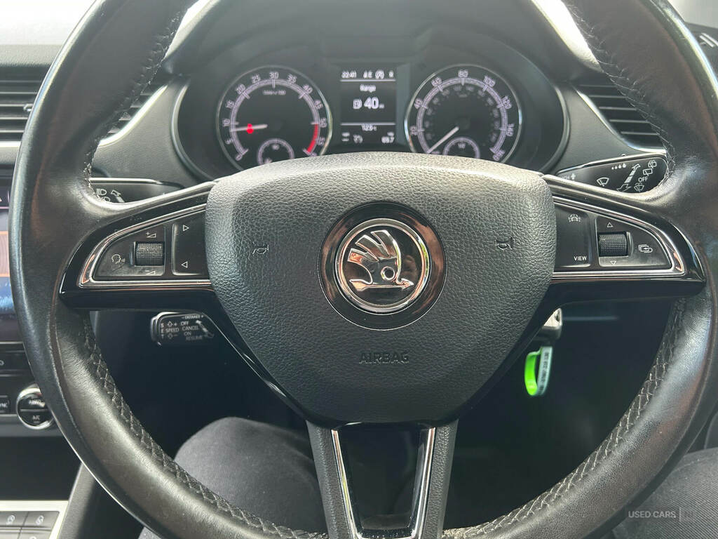 Skoda Octavia 1.6 Tdi Se Technology Grey #14