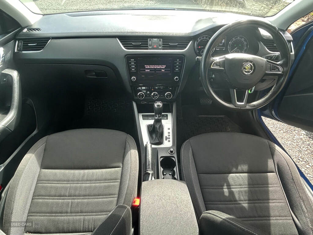 Skoda Octavia 1.6 Tdi Se Technology Grey #10