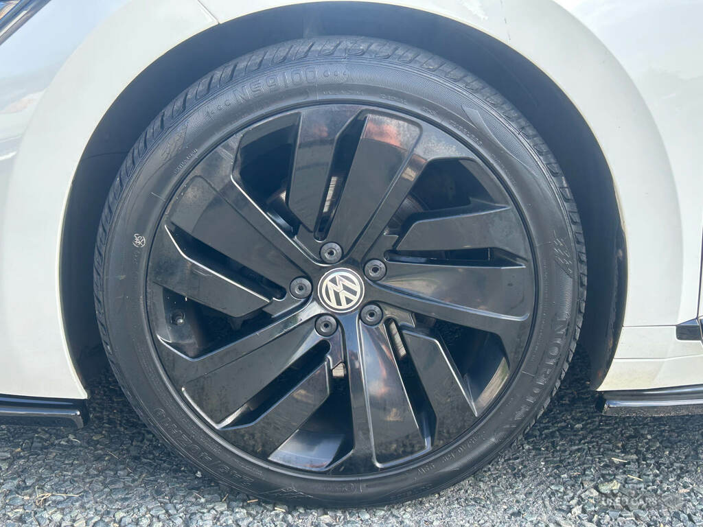 Volkswagen Arteon Hatchback 2.0 Grey #10