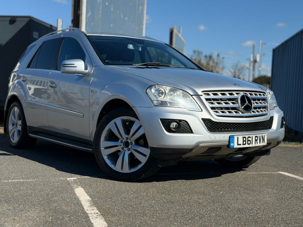 Mercedes-Benz M Class 3L Sport LB61RVN Silver #3