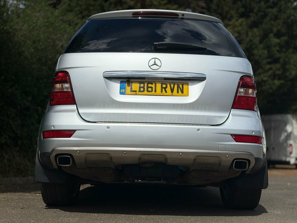 Mercedes-Benz M Class 3L Sport LB61RVN Silver #5