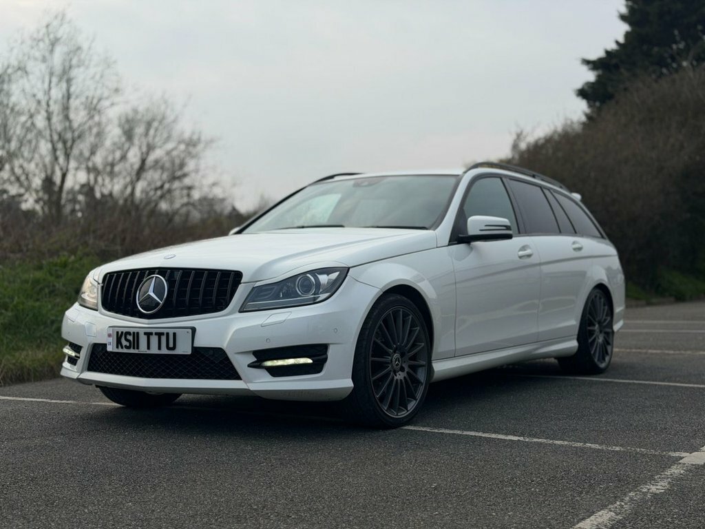 Mercedes-Benz C Class 6.2 C63 Amg Black #30