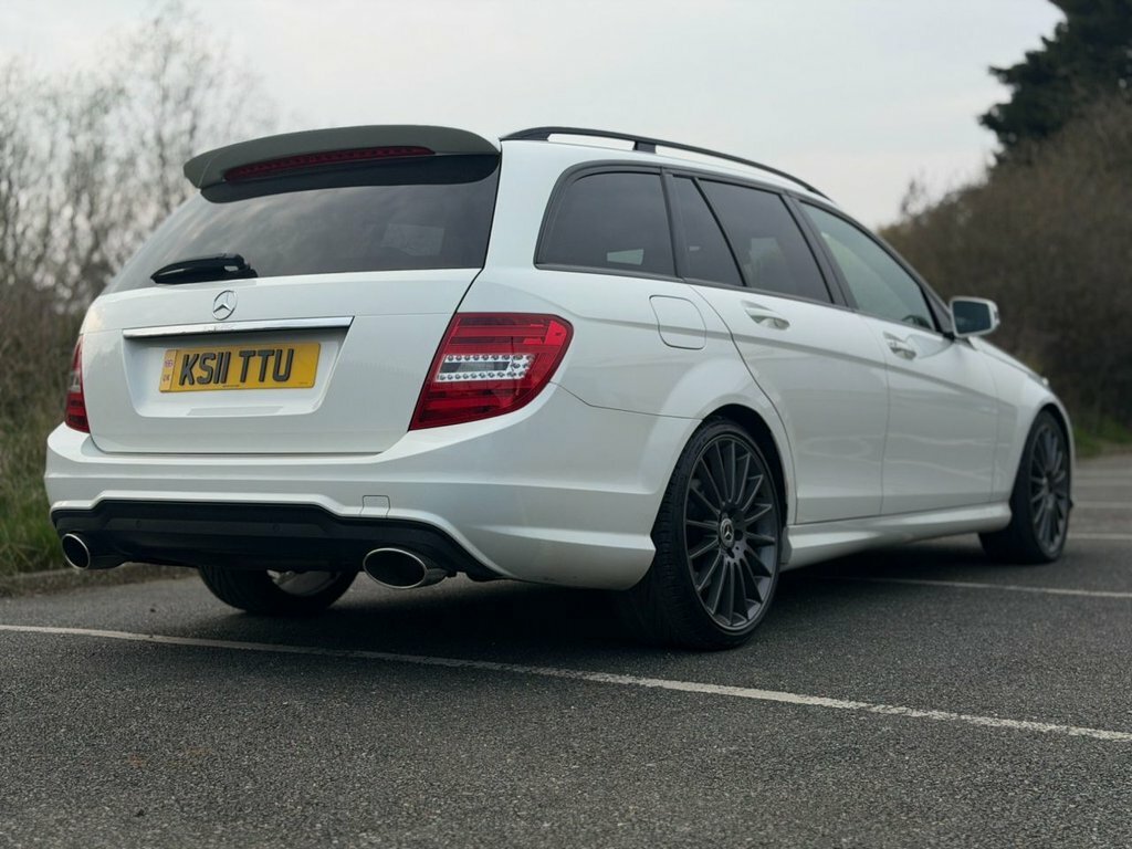 Mercedes-Benz C Class 6.2 C63 Amg Black #19