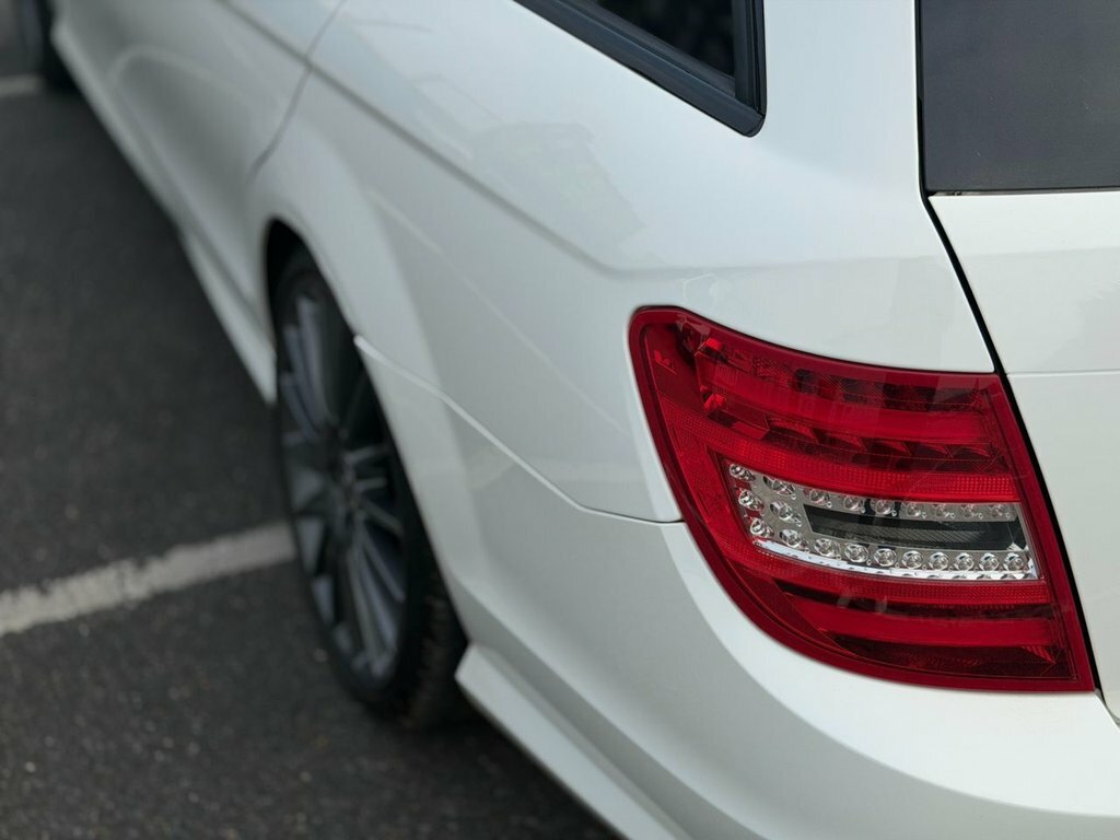 Mercedes-Benz C Class 6.2 C63 Amg Black #23