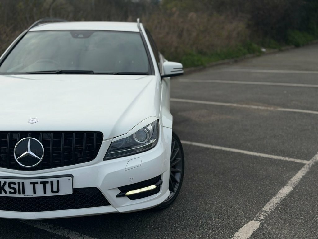 Mercedes-Benz C Class 6.2 C63 Amg Black #47