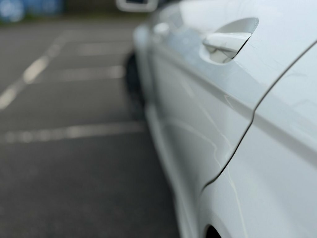 Mercedes-Benz C Class 6.2 C63 Amg Black #28