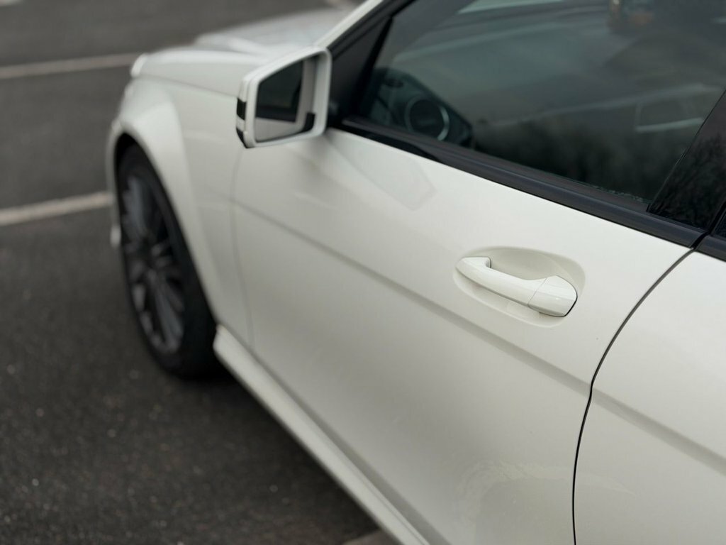 Mercedes-Benz C Class 6.2 C63 Amg Black #142