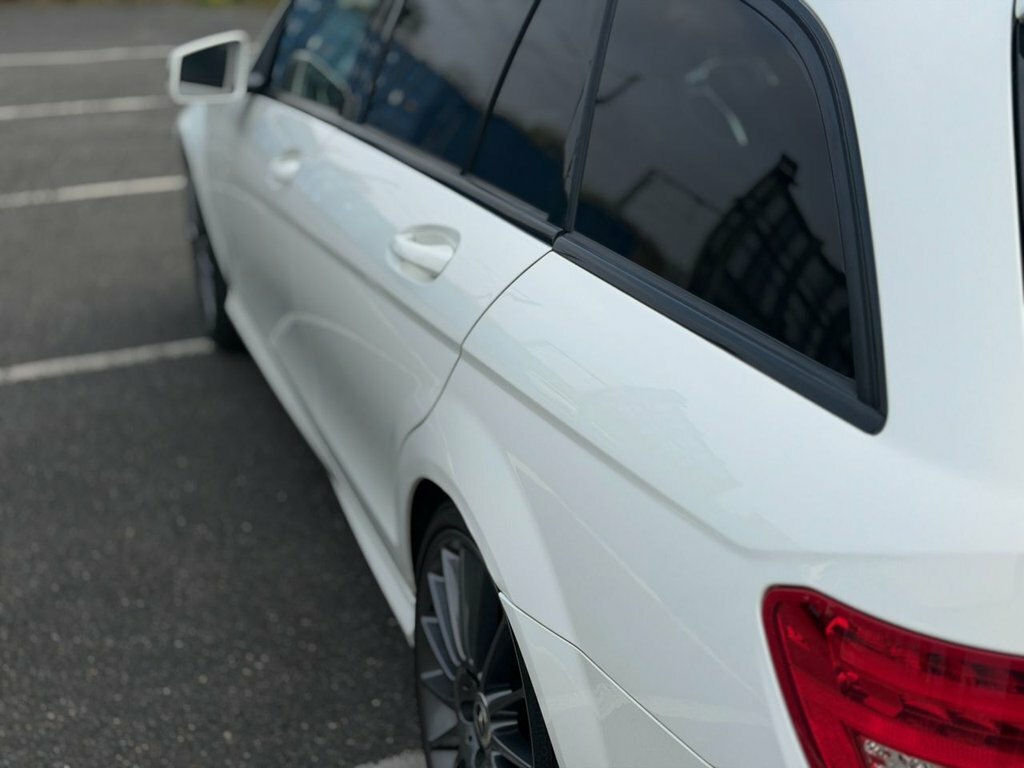 Mercedes-Benz C Class 6.2 C63 Amg Black #24